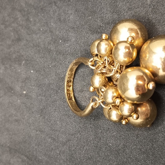Size 6 j. Crew gold tone ring - Picture 2 of 2